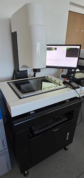 Digitální CNC profilprojektor  JVB-400C